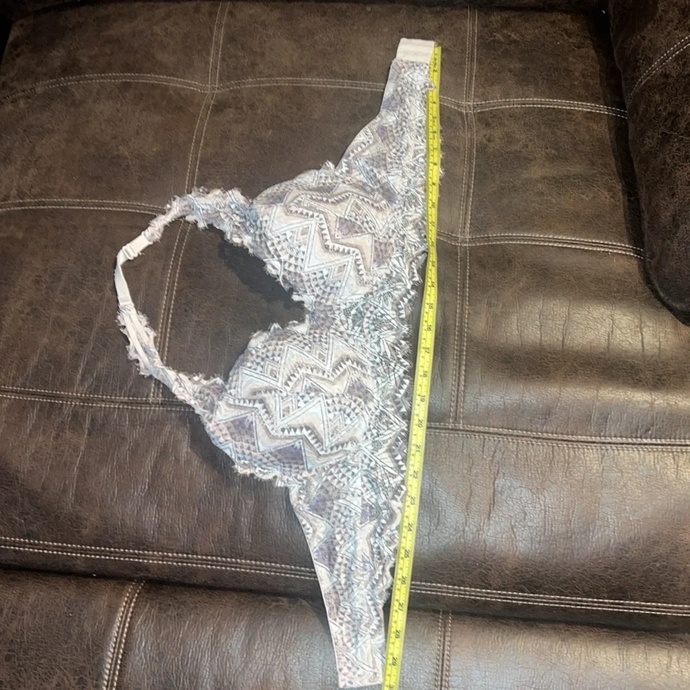 Victoria secret pink Boho Lace Halter Bralette - Picture 5 of 12